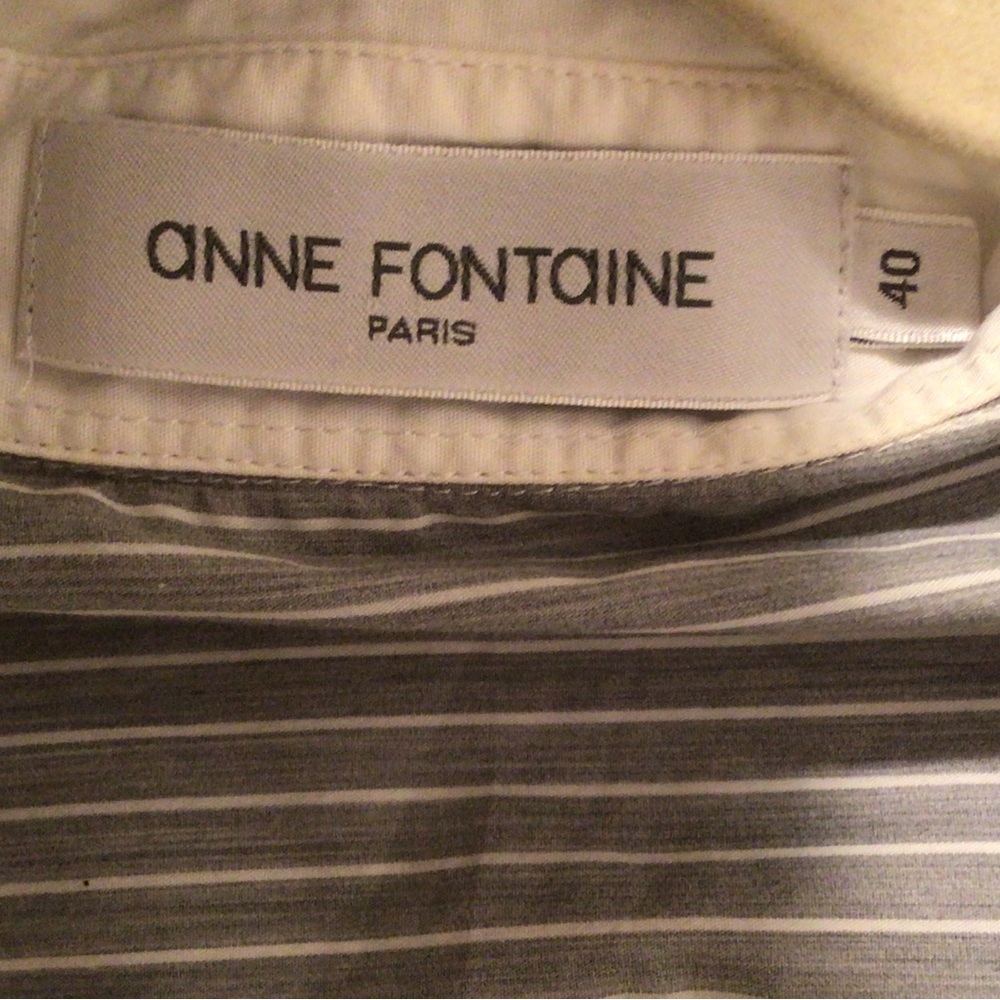 Mint condition Anne Fontaine Blouse!
